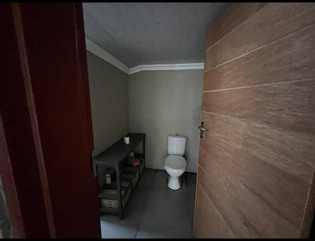 6 BEDROOM HOUSE FOR SALE IN BOLTONWOLD